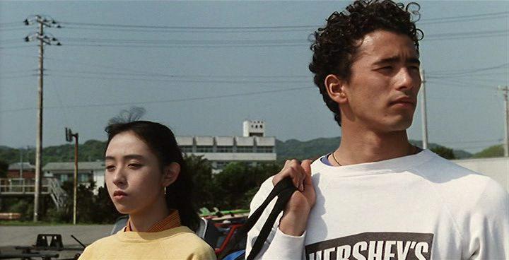 Кадр из фильма Сцены у моря / Ano natsu, ichiban shizukana umi (1991)