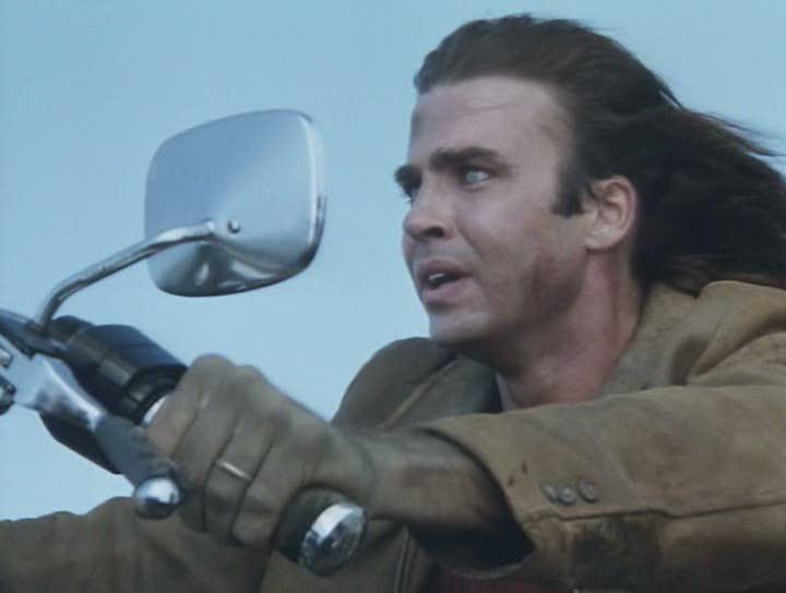 Кадр из фильма Железный лабиринт / Iron Maze (1991)