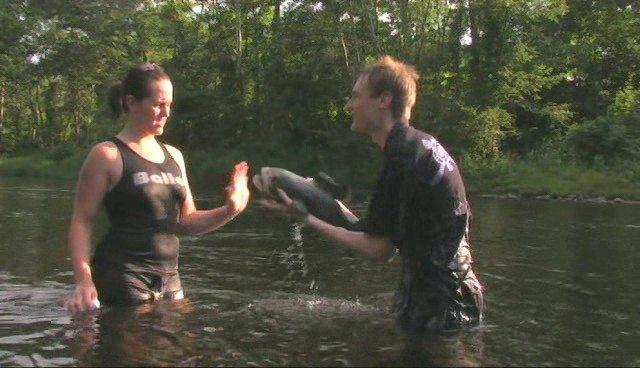 Кадр из фильма Существо из деревенской лагуны / Seepage (2005)