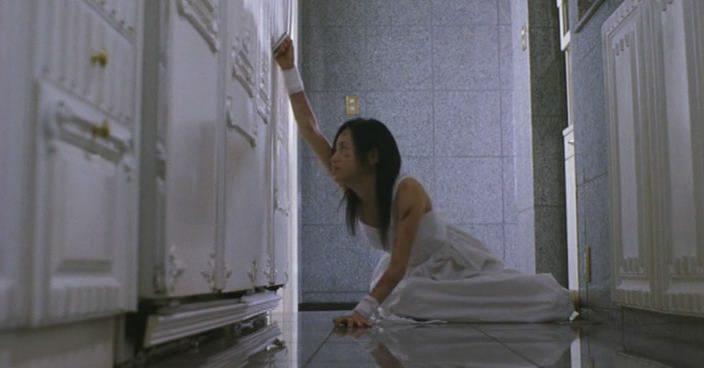 Кадр из фильма Странный цирк / Kimyo na sakasu (2005)