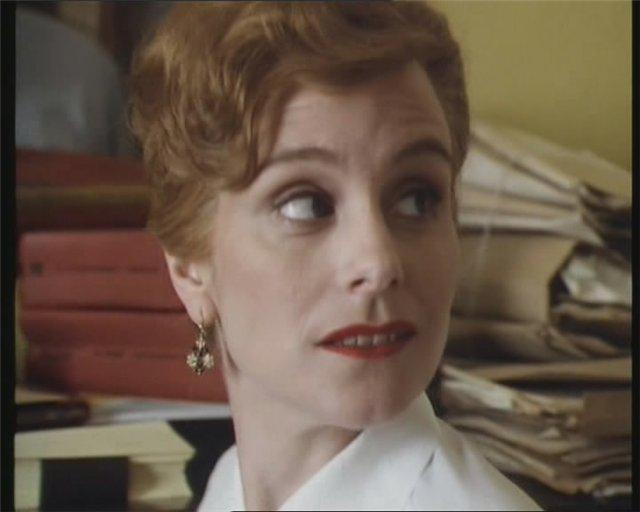 Кадр из фильма Мисс Марпл: Зеркало треснуло / Miss Marple: The Mirror Crack'd from Side to Side (1992)