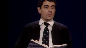 Кадры из фильма Шоу Роуэна Аткинсона - Больше, чем мистер Бин / Rowan Atkinson Live (1992)