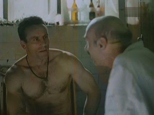 Кадр из фильма Риск без контракта (1992)
