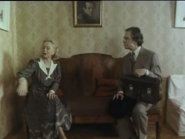Кадр из фильма Быть влюбленным (1992)