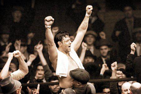Кадр из фильма Нокдаун / Cinderella Man (2005)
