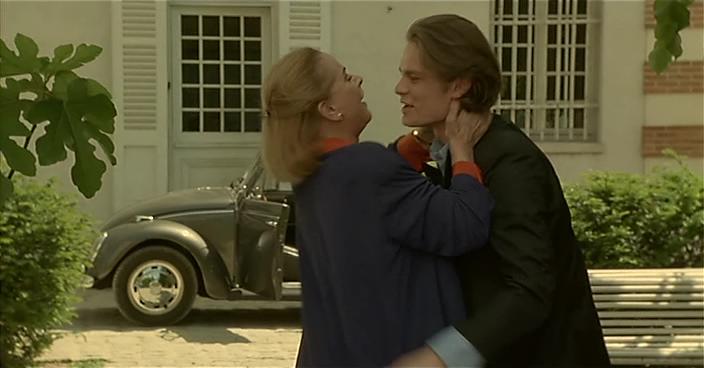 Кадр из фильма Неизвестный в доме / L'inconnu dans la maison (1992)