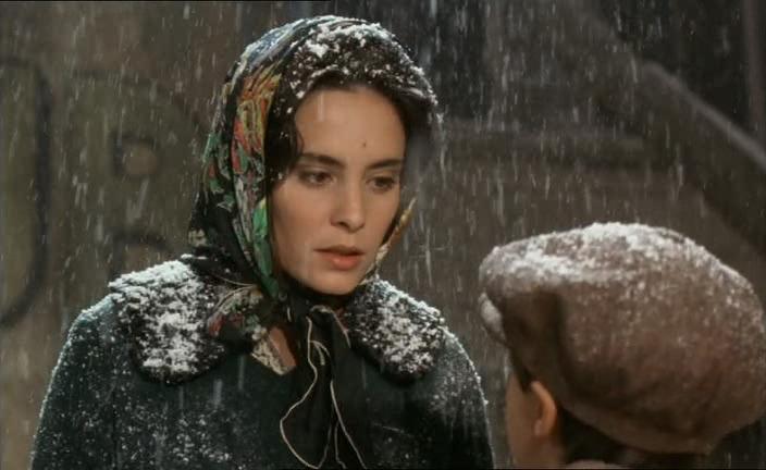 Кадр из фильма Улица Паради, дом 588 / 588 rue Paradis (1992)