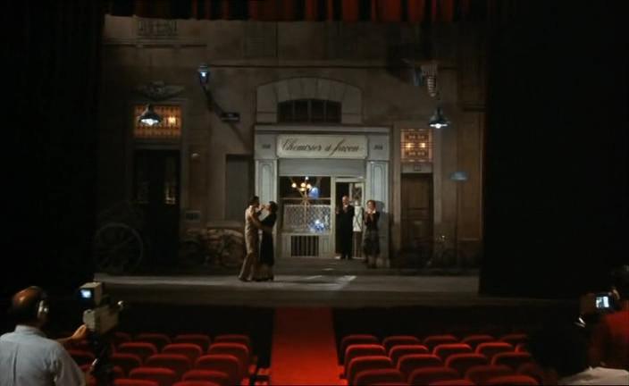Кадр из фильма Улица Паради, дом 588 / 588 rue Paradis (1992)