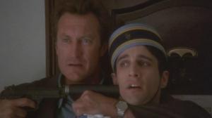 Кадры из фильма Во всем виноват посыльный / Blame It on the Bellboy (1992)