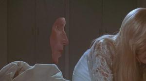 Кадры из фильма Исповедь невидимки / Memoirs of an Invisible Man (1992)