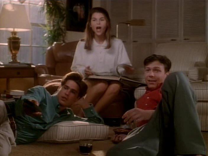 Кадр из фильма Жизнь на Мапл Драйв / Doing Time on Maple Drive (1992)