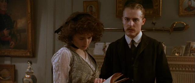 Кадр из фильма Усадьба Хауардс-Энд / Howards End (1992)