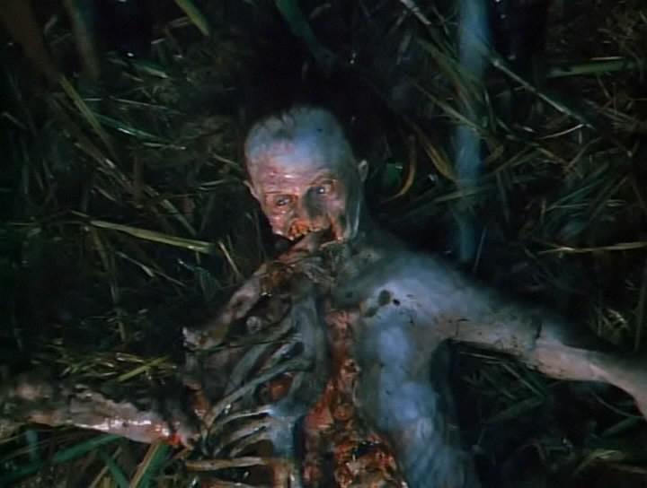 Кадр из фильма Воскресший / The Resurrected (1992)