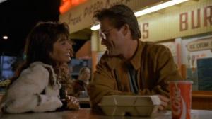 Кадры из фильма Незаконное вторжение / Unlawful Entry (1992)