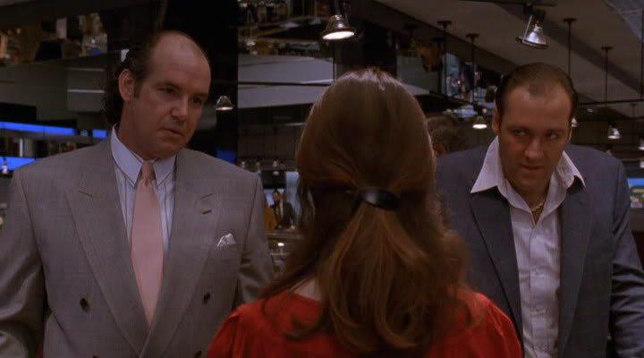 Кадр из фильма Чужой среди нас / A Stranger Among Us (1992)