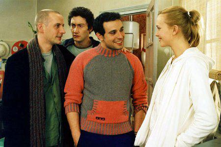 Кадр из фильма Коробка / Le carton (2005)