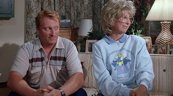 Кадр из фильма Мама и папа спасают мир / Mom and Dad Save the World (1992)