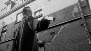 Кадры из фильма Человек кусает собаку / C'est arrivé près de chez vous (1992)