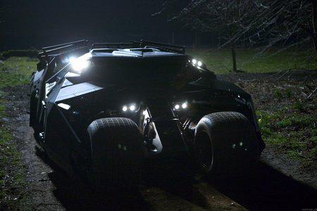 Кадр из фильма Бэтмен: начало / Batman Begins (2005)