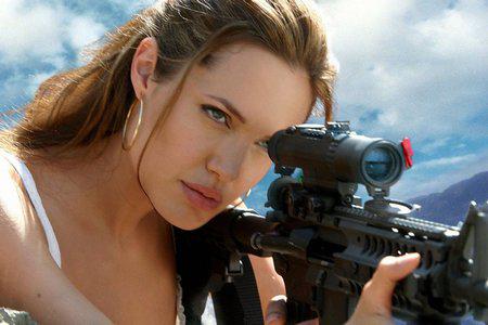 Кадр из фильма Мистер и миссис Смит / Mr. & Mrs. Smith (2005)
