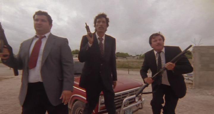 Кадр из фильма Музыкант / El mariachi (1992)