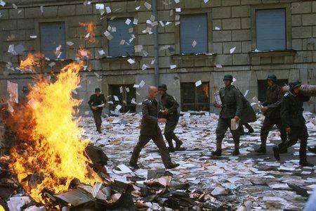 Кадр из фильма Бункер / Bunker paradise (2005)
