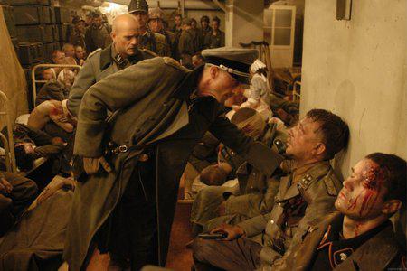Кадр из фильма Бункер / Bunker paradise (2005)