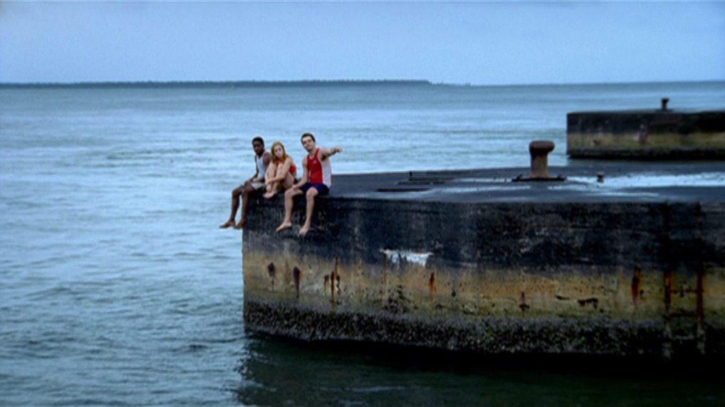 Кадр из фильма Нижний город / Cidade Baixa (2005)