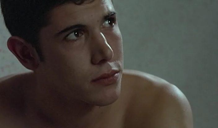 Кадр из фильма Холодный душ / Douches froides (2005)