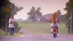 Кадры из фильма Дети кукурузы 2: Последняя жертва / Children of the corn II: The final sacrifice (1992)