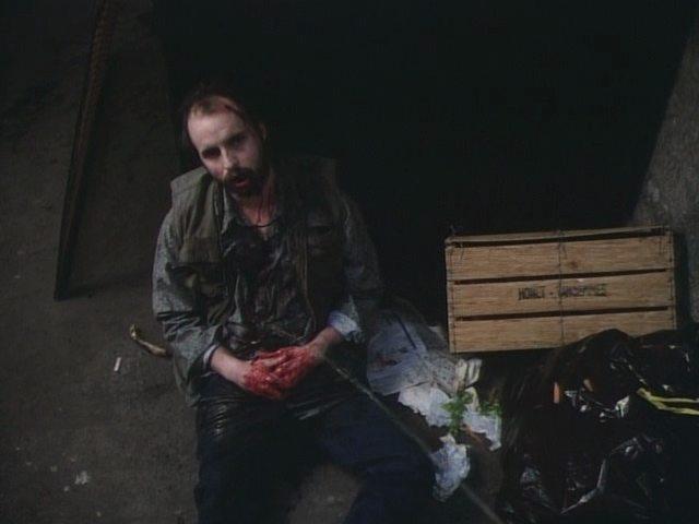 Кадр из фильма Веди себя прилично / Play Nice (1992)