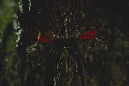 Кадр из фильма Леший: природа страха / Man-Thing (2005)