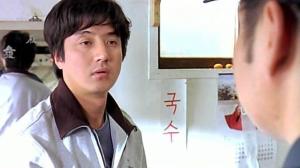 Кадры из фильма Близнецы / Yeokjeon-ui myeongsu (2005)