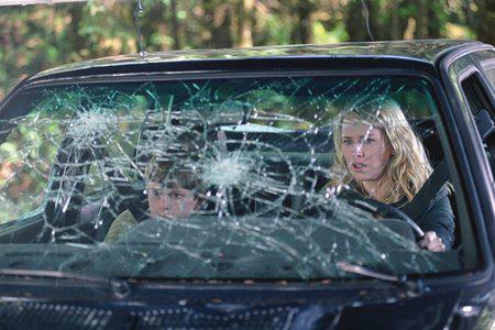 Кадр из фильма Звонок 2 / The Ring Two (2005)