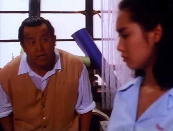 Кадр из фильма Семейка вампиров / Yi wu shao ya gui (1993)