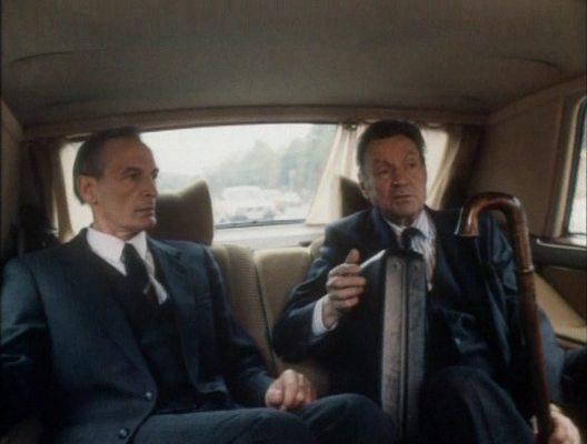 Кадр из фильма Падение / Deadfall (1993)