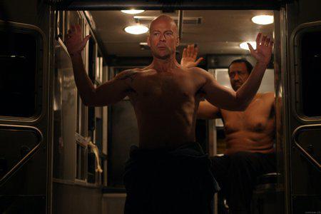 Кадр из фильма Заложник / Hostage (2005)