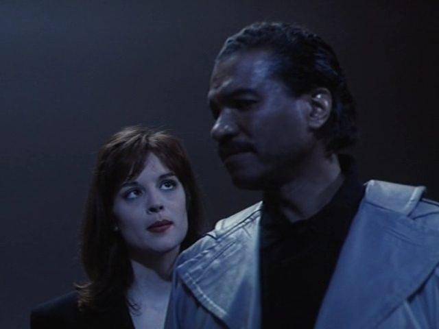 Кадр из фильма Гостья из космоса / Alien Intruder (1993)