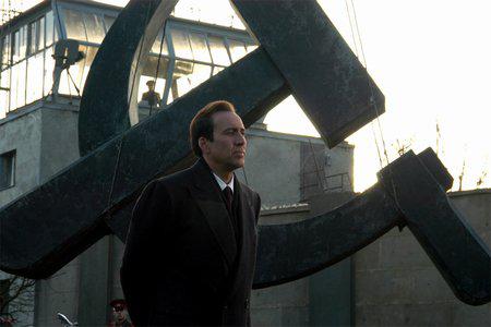 Кадр из фильма Оружейный барон / Lord of War (2005)