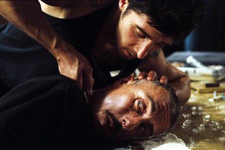 Кадр из фильма 13-й район / Banlieue 13 (2005)