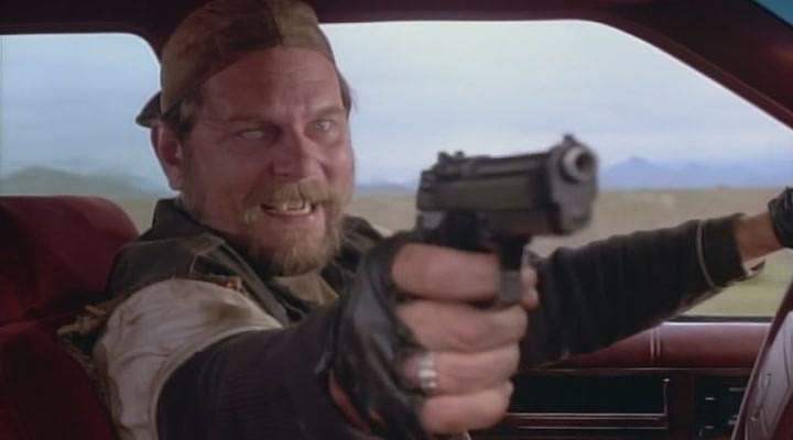 Кадр из фильма За пределами закона / Beyond the Law (1993)