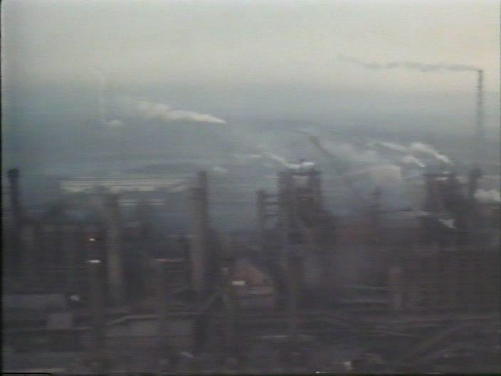 Кадр из фильма Дети чугунных богов (1993)