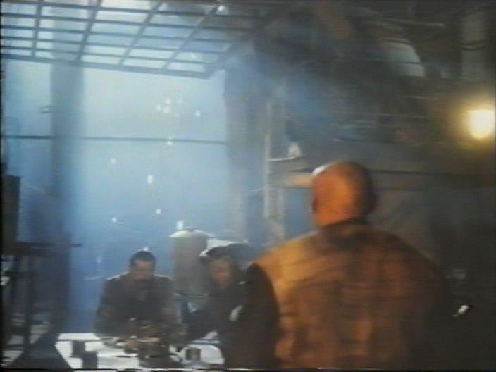 Кадр из фильма Дети чугунных богов (1993)