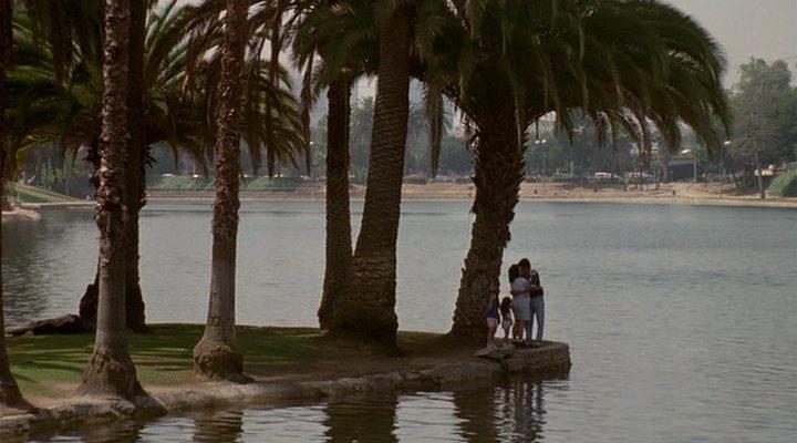 Кадр из фильма Моя безумная жизнь / Mi vida loca (1993)