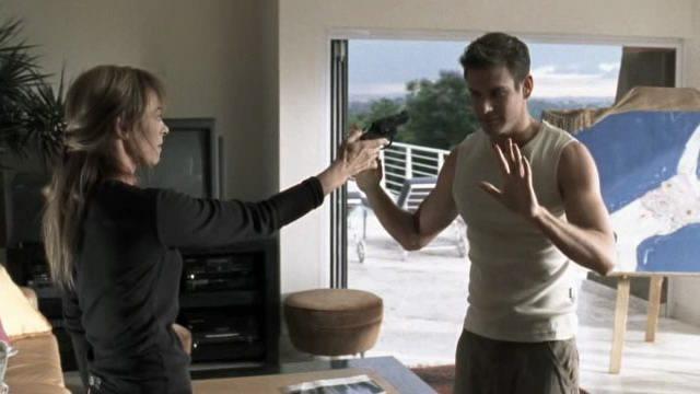 Кадр из фильма Просто, как смерть / Dead Easy (2004)