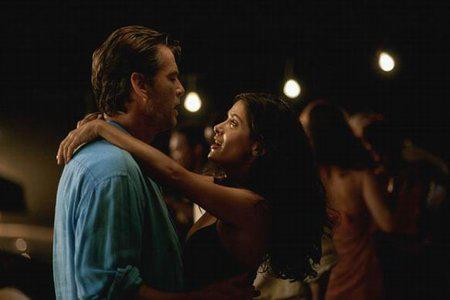 Кадр из фильма После заката / After the Sunset (2004)