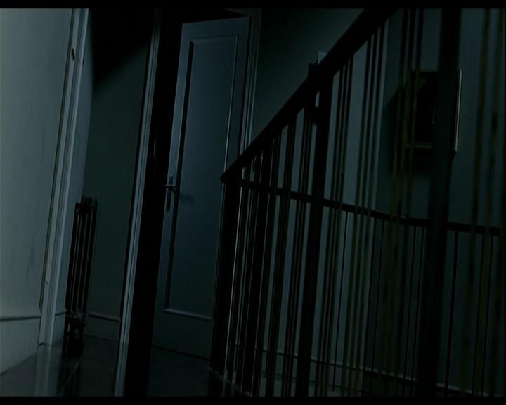 Кадр из фильма Незваный гость / El habitante incierto (2004)