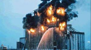 Кадры из фильма Команда 49: Огненная лестница / Ladder 49 (2004)