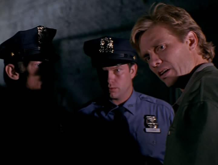 Кадр из фильма Смертельное падение / Deadfall (1993)