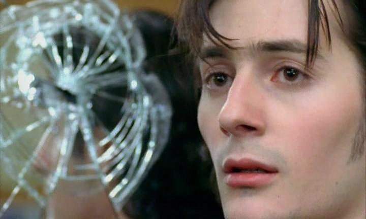 Кадр из фильма Строптивая мишень / 16+ (2004)